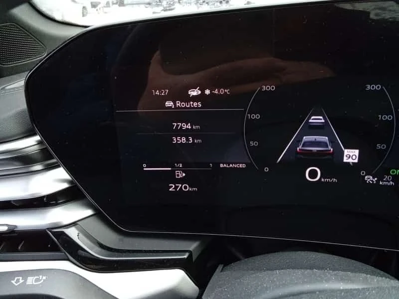 Audi A5 Technik /MATRIX /DISTRONIC/360/B&O/HEAD UP / , снимка 8 - Автомобили и джипове - 53996359