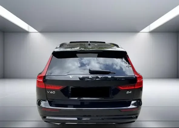 Volvo V60 B4 = Plus Dark = Гаранция, снимка 3 - Автомобили и джипове - 54621376