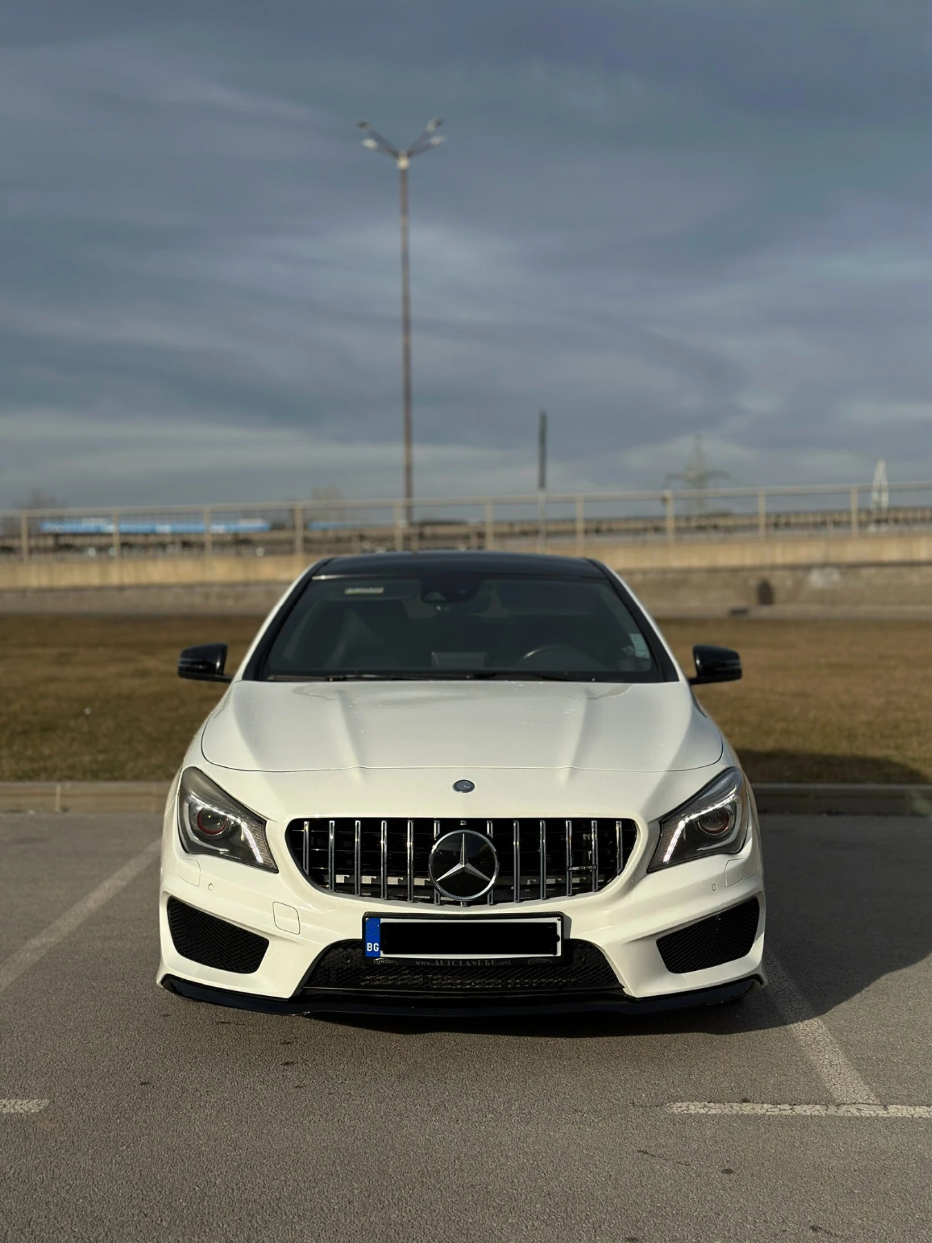 Mercedes-Benz CLA 220 * AMG* DISTRONIC* LANE ASSIST* , снимка 1