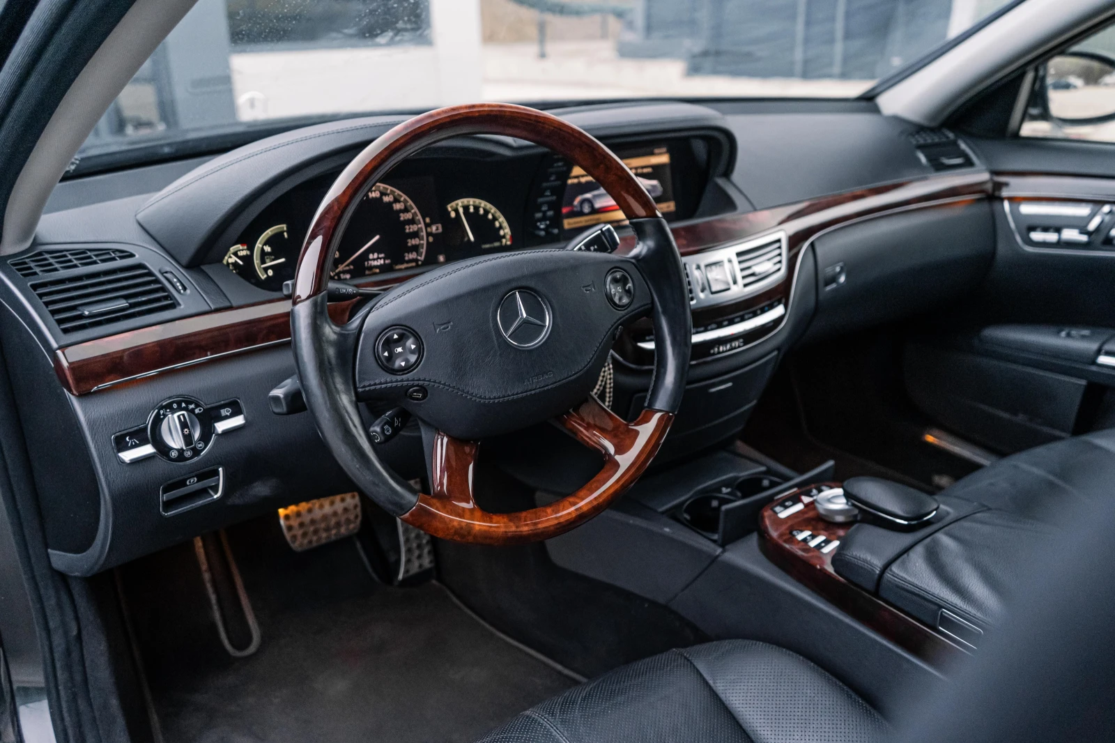 Mercedes-Benz S 500 i-LONG-4MATIC-175 624 KM-ТОП СЪСТОЯНИЕ! - изображение 8