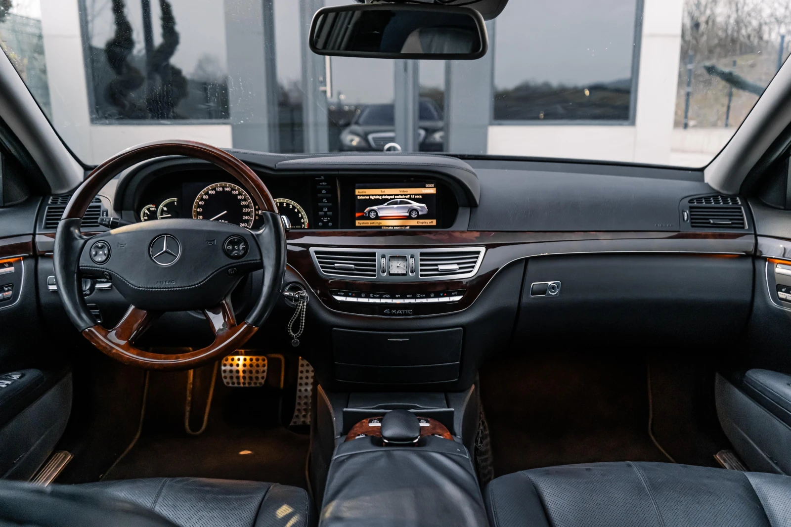 Mercedes-Benz S 500 i-LONG-4MATIC-175 624 KM-ТОП СЪСТОЯНИЕ! - изображение 10
