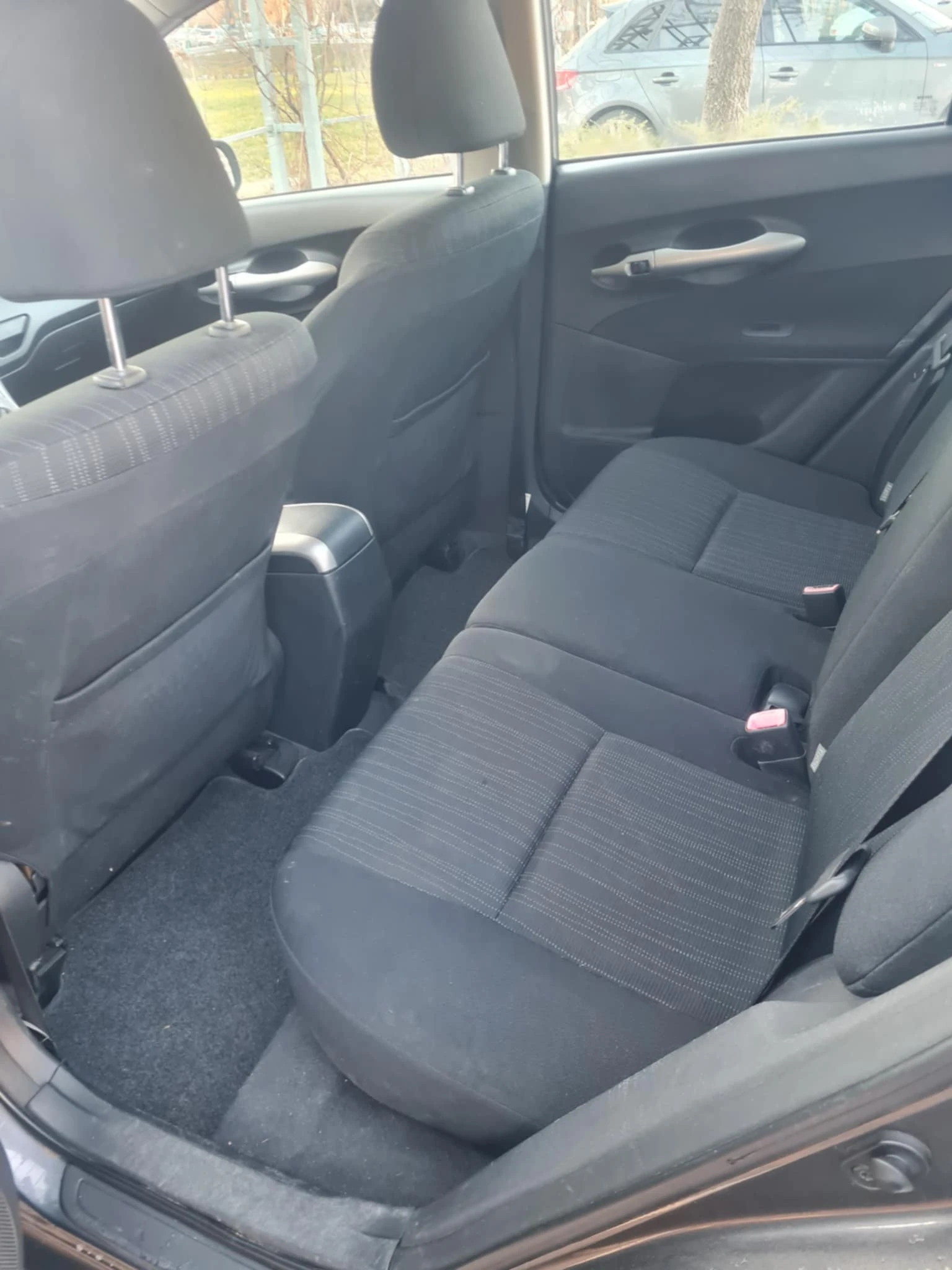 Toyota Auris  - изображение 9