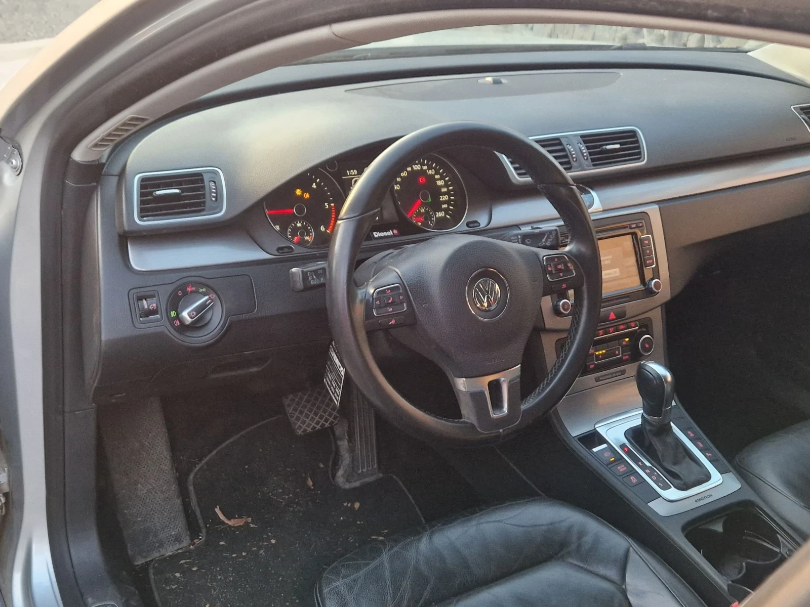 VW Passat B7 - изображение 5