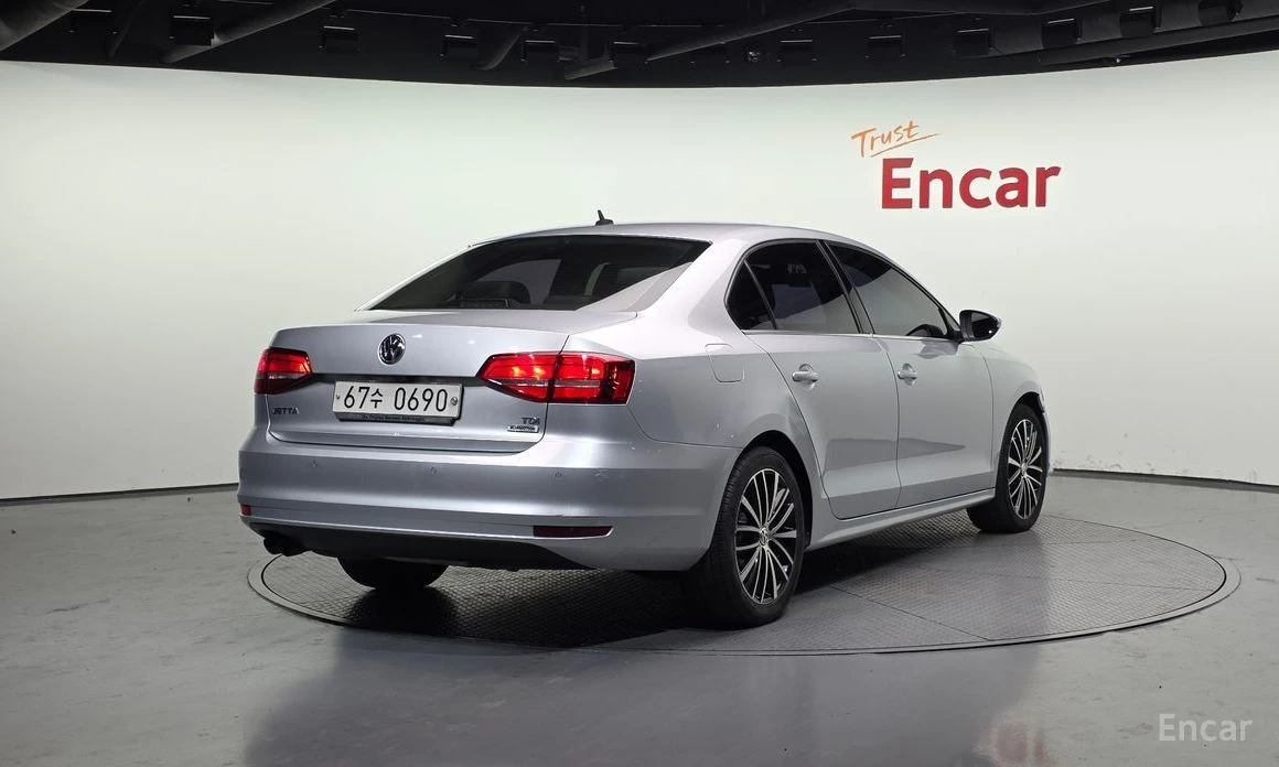 VW Jetta  - изображение 2