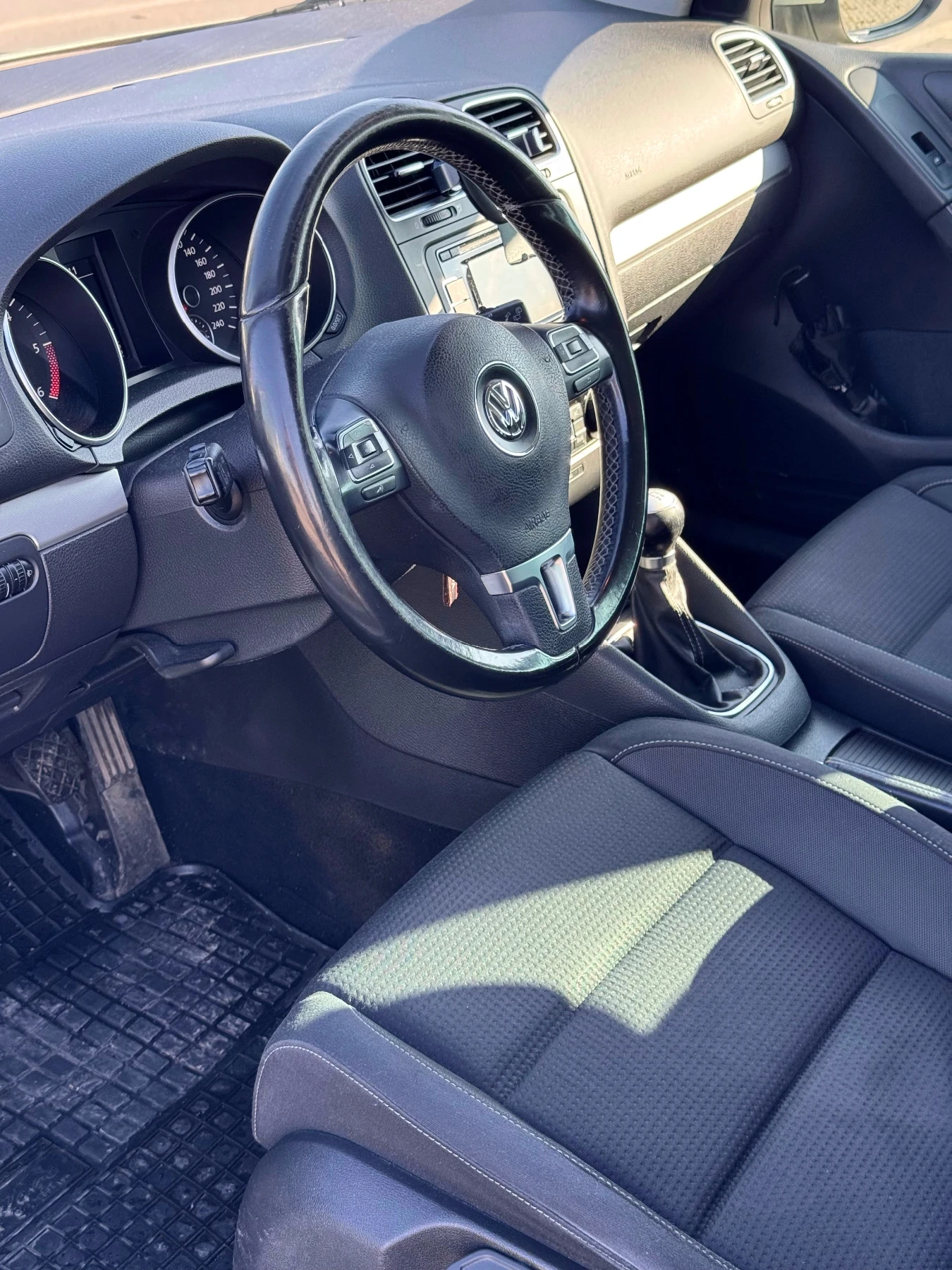 VW Golf  - изображение 8