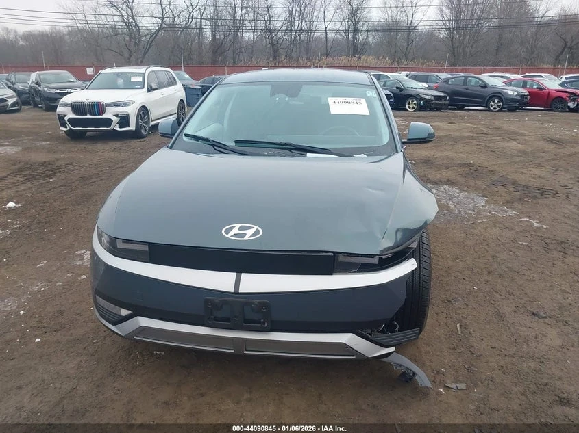 Hyundai Ioniq 5 SE AWD, снимка 17 - Автомобили и джипове - 53721114