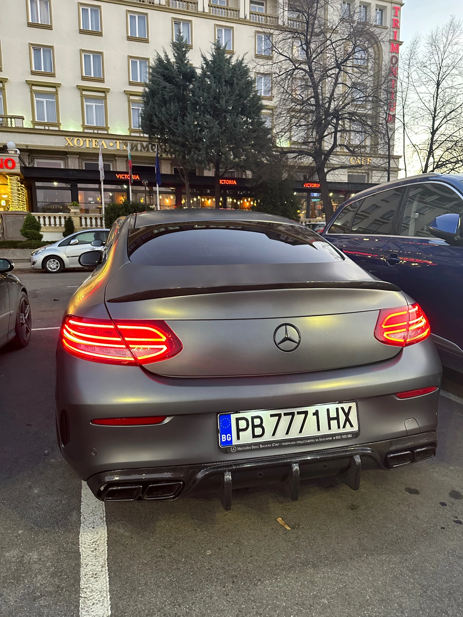 Mercedes-Benz C 300 Поръчков от Silver Star | Карбон пакет | 2 комплек, снимка 5 - Автомобили и джипове - 53733519