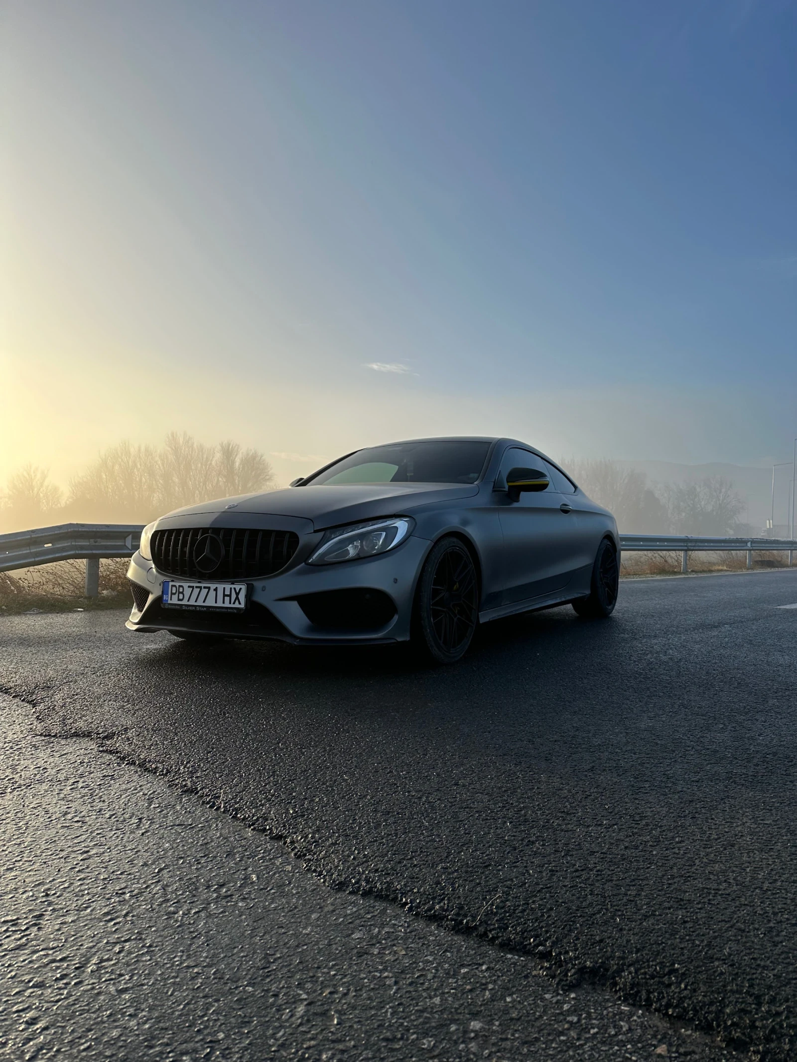 Mercedes-Benz C 300 Поръчков от Silver Star | Карбон пакет | 2 комплек, снимка 2 - Автомобили и джипове - 53733519