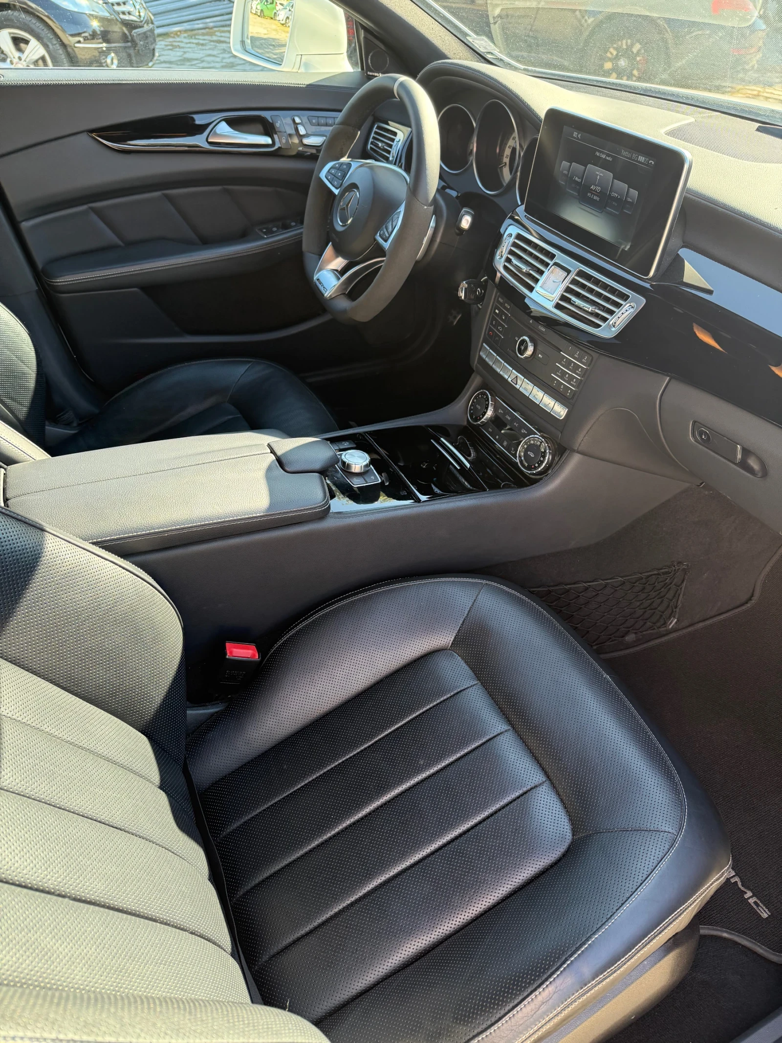 Mercedes-Benz CLS 400 Amg Paket / Shooting brake, снимка 17 - Автомобили и джипове - 53819164