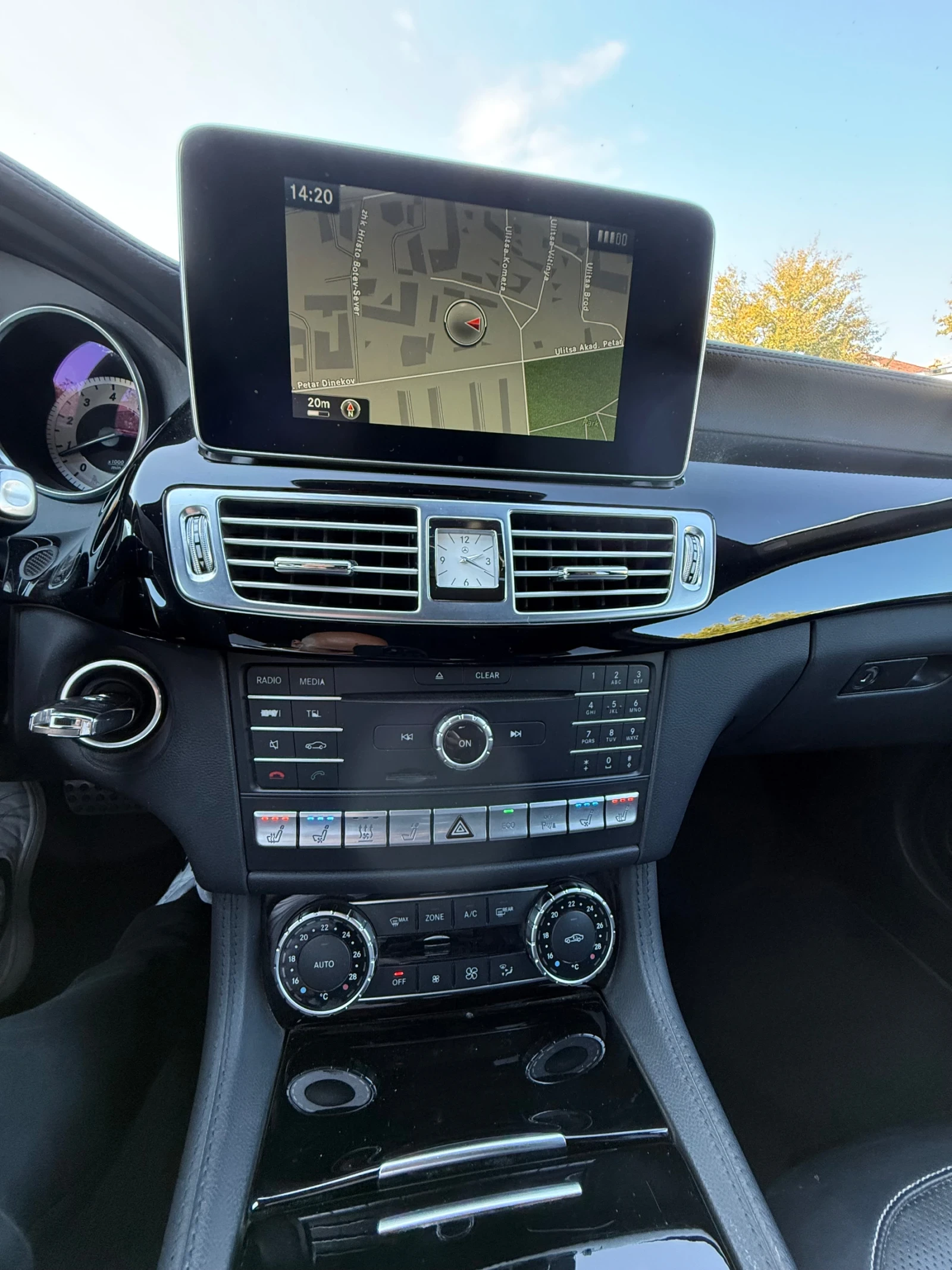 Mercedes-Benz CLS 400 Amg Paket / Shooting brake, снимка 13 - Автомобили и джипове - 53819164