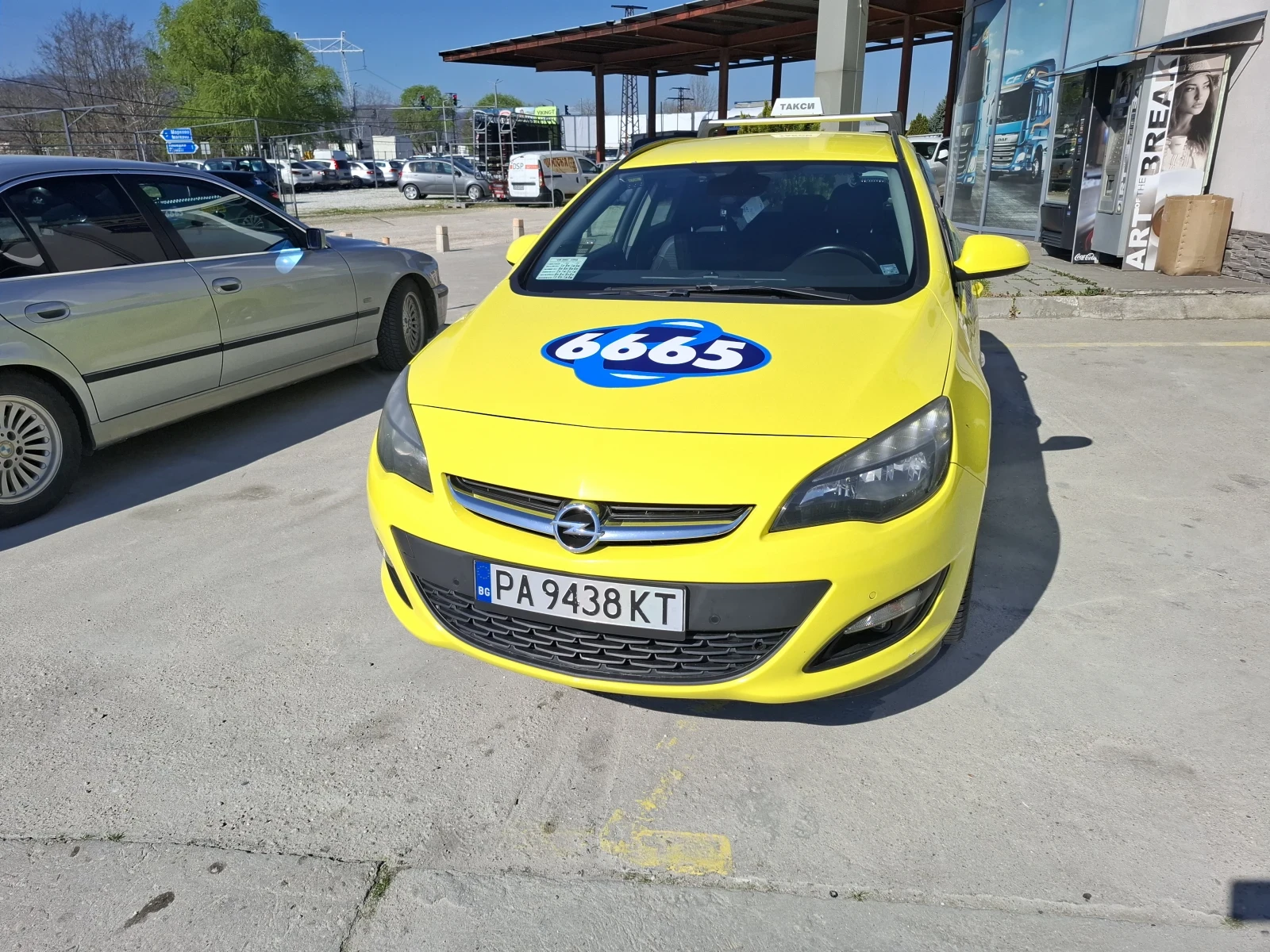 Opel Astra На пълно обслужена всичко платено за Такси 