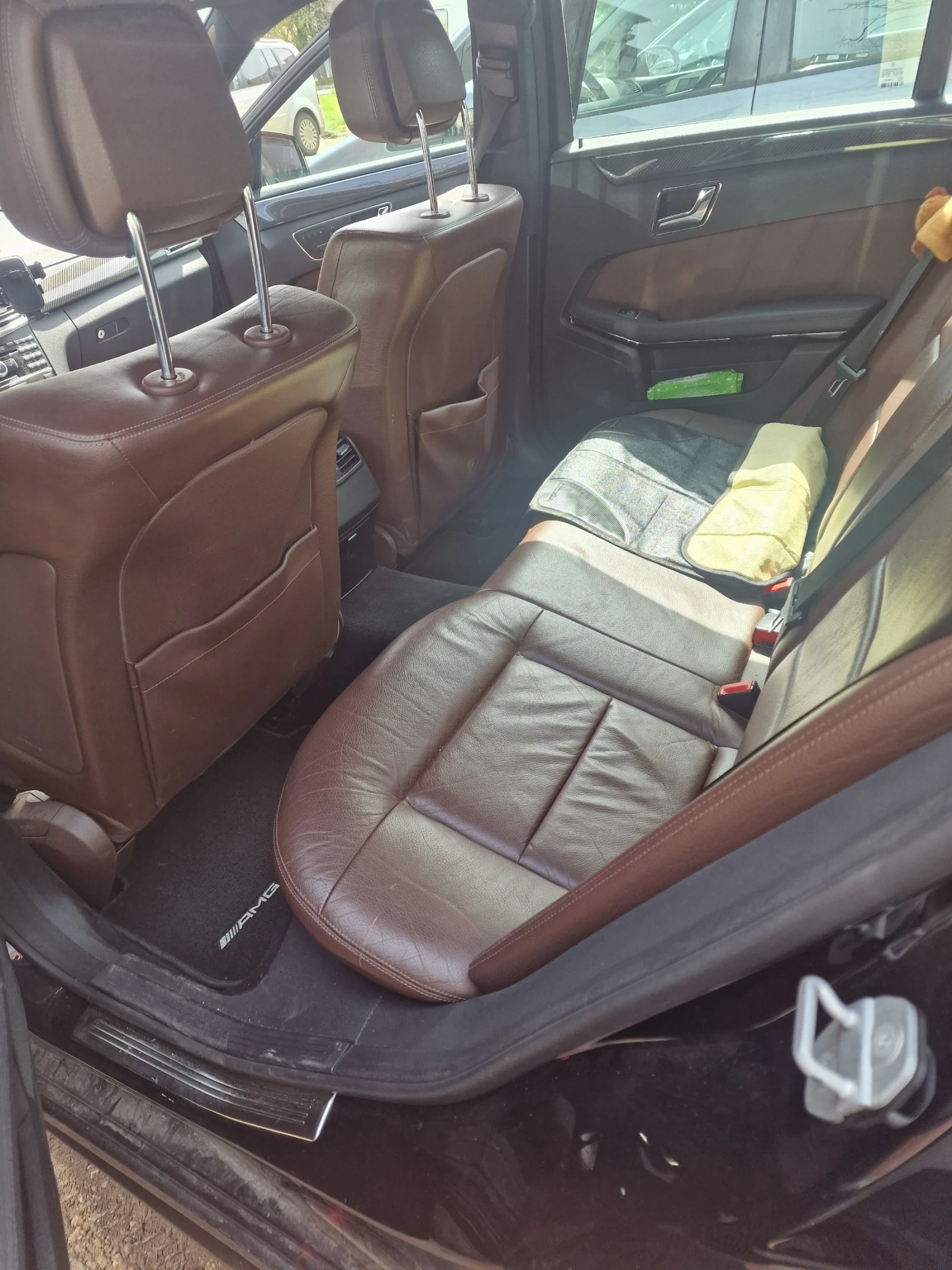 Mercedes-Benz E 350, снимка 13 - Автомобили и джипове - 54180360