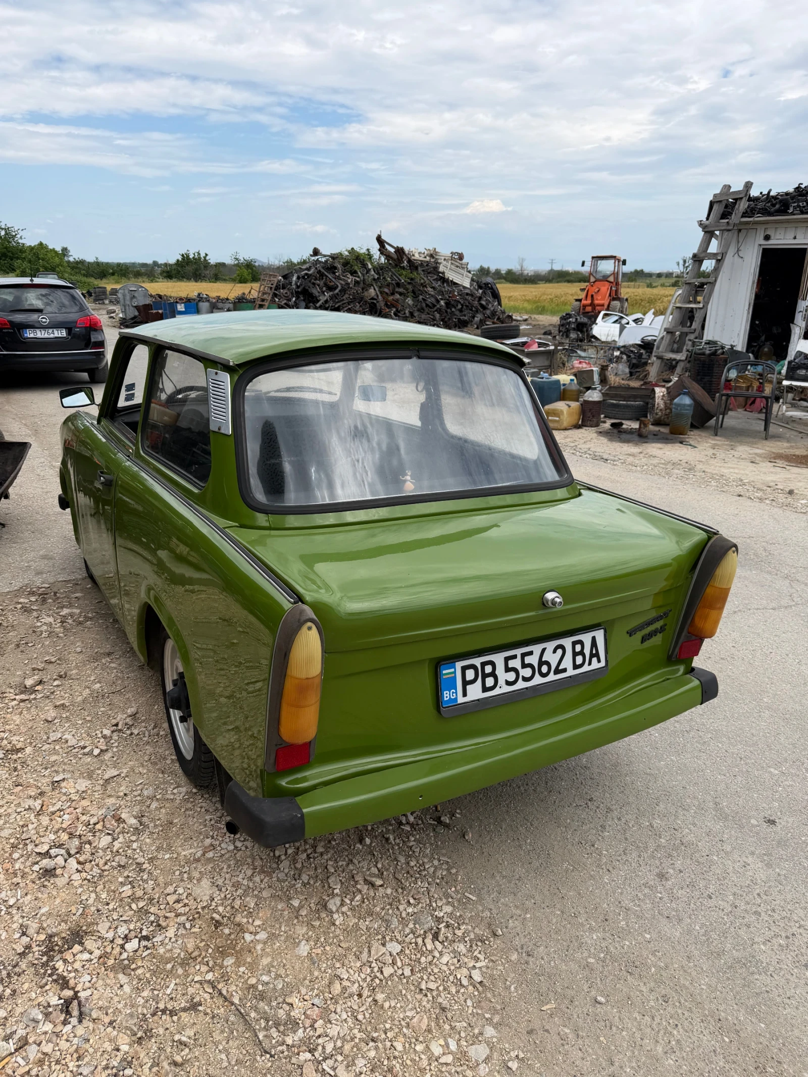 Trabant 601, снимка 4 - Автомобили и джипове - 54737577