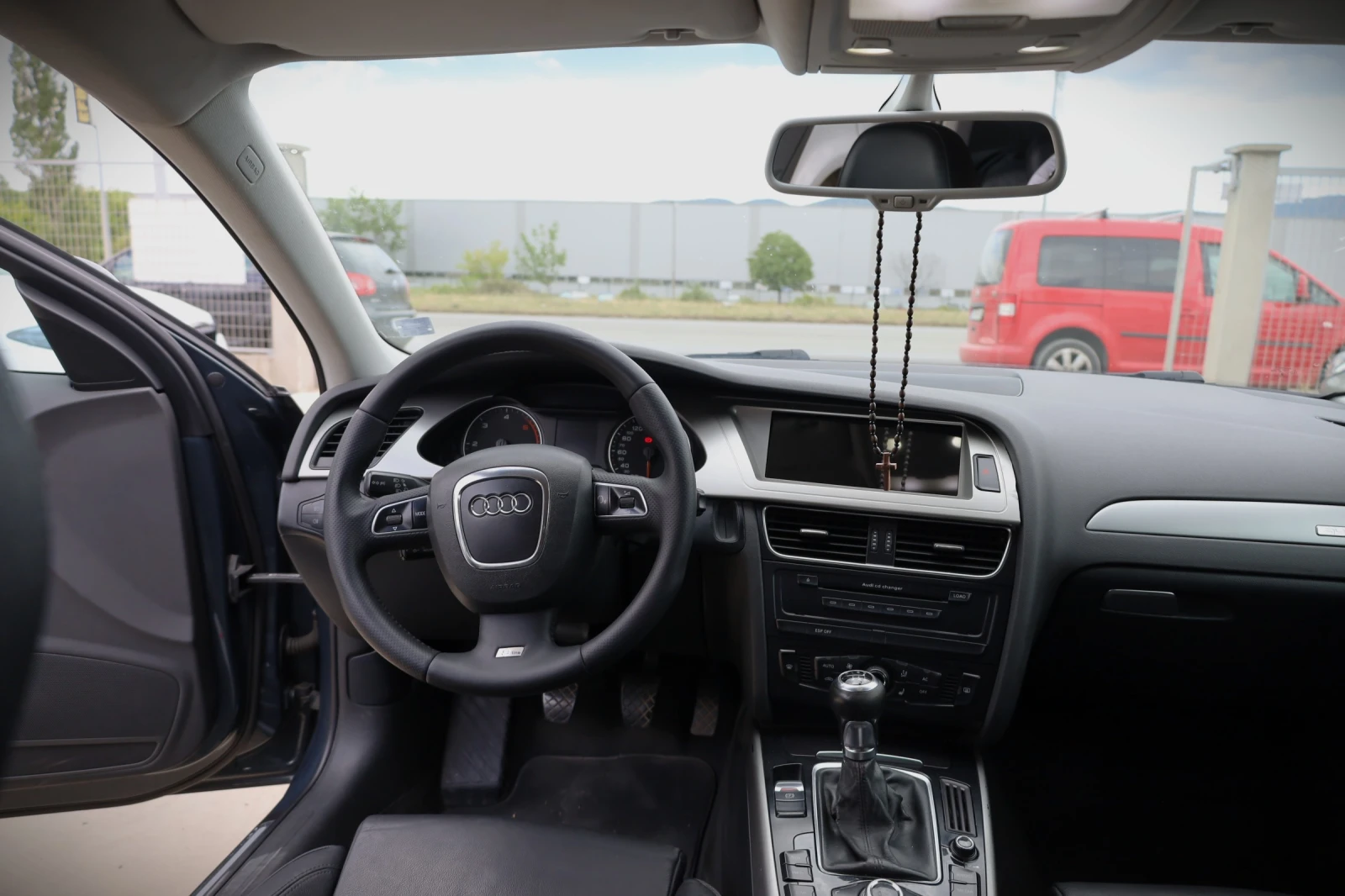 Audi A4 Avant, снимка 8 - Автомобили и джипове - 55257191