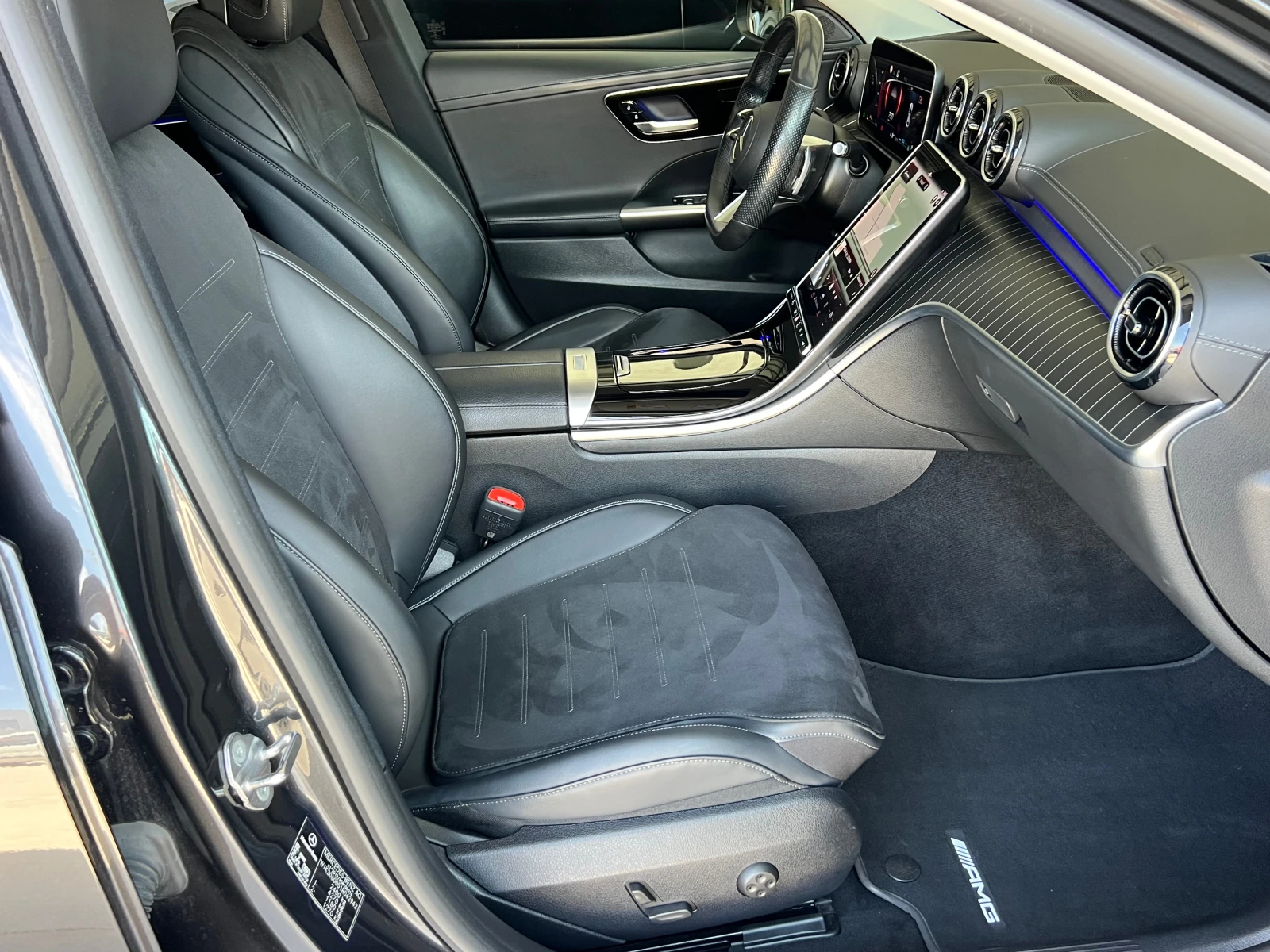 Mercedes-Benz C 220 d, MHEV, 4-MATIC, AMG LINE, NIGHT, FULL SERVICE MB, снимка 11 - Автомобили и джипове - 55298942