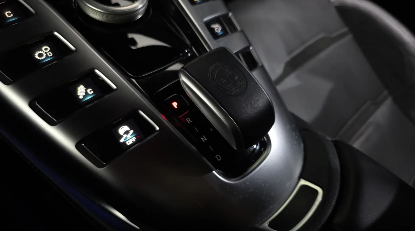 Mercedes-Benz GT 43 AMG, снимка 16 - Автомобили и джипове - 55479331