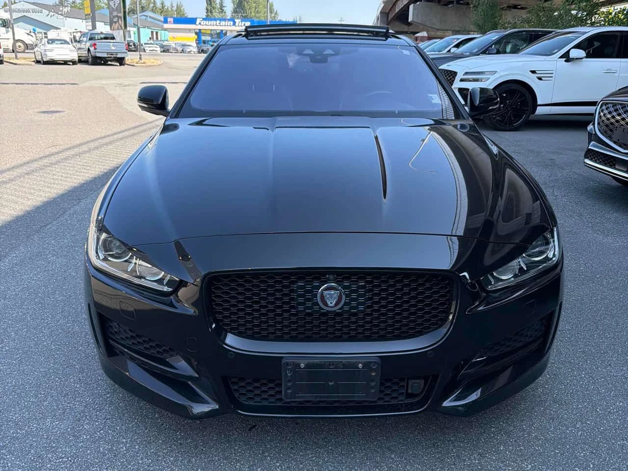 Jaguar XE * R Sport * CARFAX * ОПЦИЯ ЗА ФИНАНСИРАНЕ, снимка 6 - Автомобили и джипове - 55591653