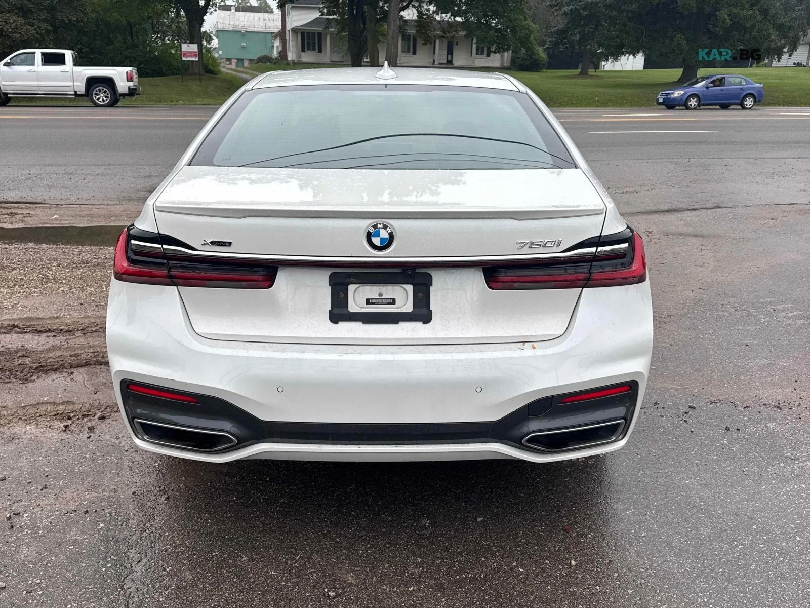 BMW 750 M Sport HUD Carbon HK АвтоКредит (ЦЕНА ДО БГ), снимка 5 - Автомобили и джипове - 55893428