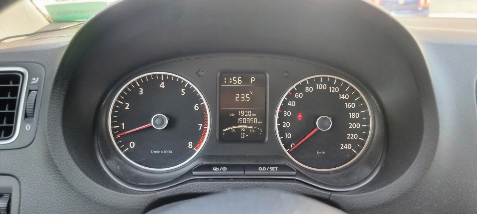 VW Polo, снимка 6 - Автомобили и джипове - 56140795