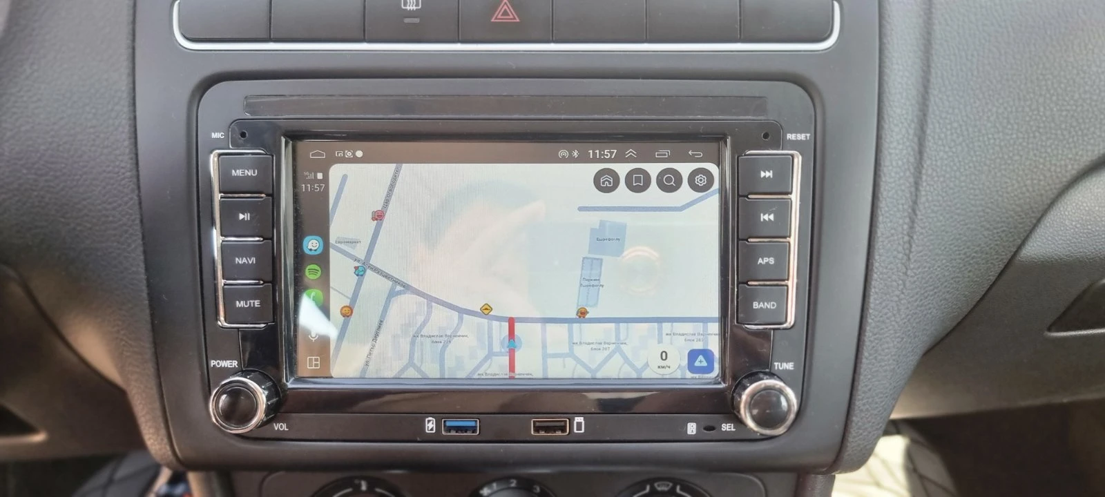 VW Polo, снимка 7 - Автомобили и джипове - 56140795