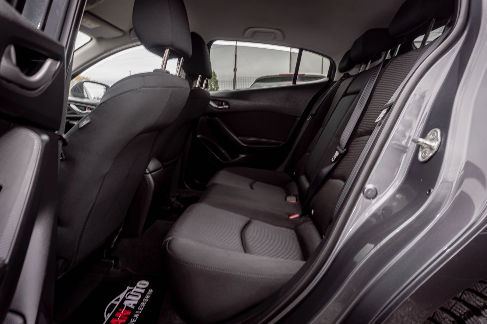 Mazda 3 2.0 Бензин ТОП! С ГАРАНЦИЯ!, снимка 15 - Автомобили и джипове - 56702516