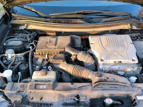 Mitsubishi Outlander Phev, снимка 16