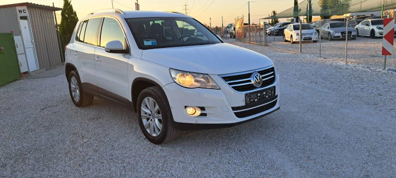 VW Tiguan 2.0 4x4 Automat, снимка 3 - Автомобили и джипове - 47388676