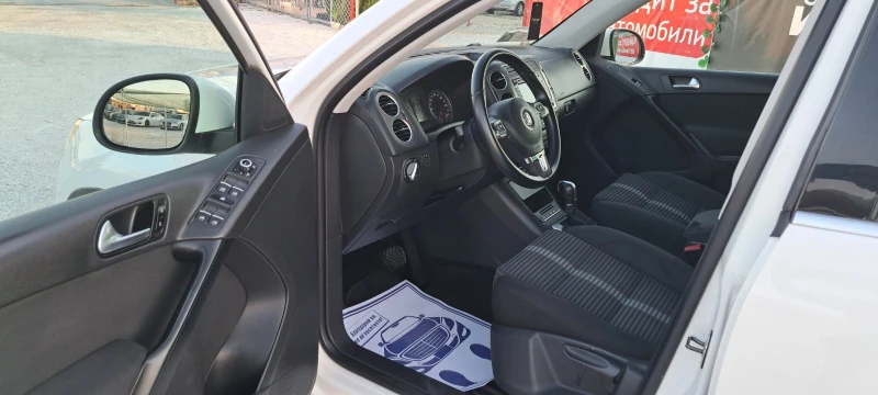 VW Tiguan 2.0 4x4 Automat, снимка 9 - Автомобили и джипове - 47388676