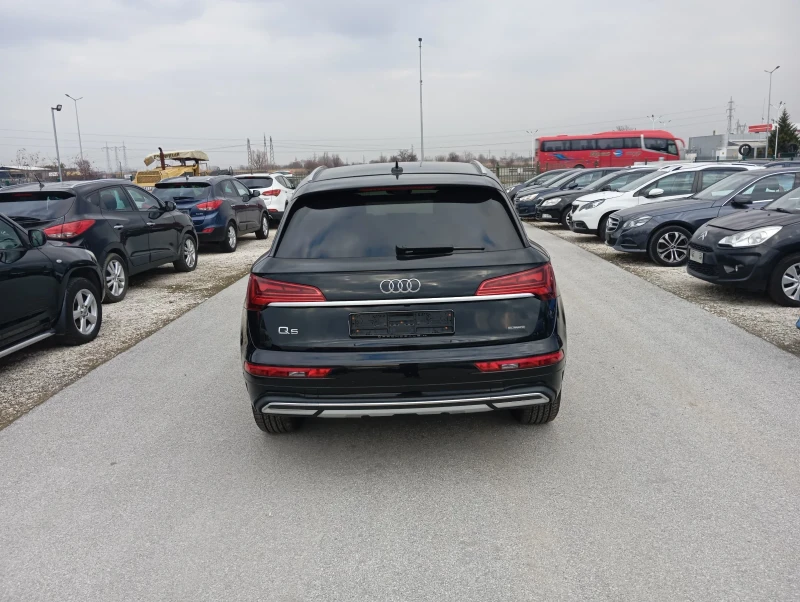 Audi Q5 2.0 бензин , снимка 4 - Автомобили и джипове - 49216813