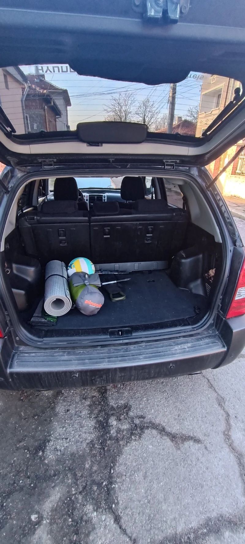 Hyundai Tucson, снимка 2 - Автомобили и джипове - 51610419