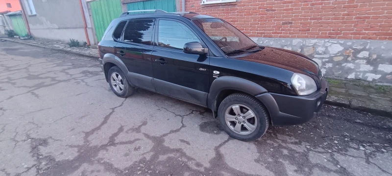 Hyundai Tucson, снимка 7 - Автомобили и джипове - 51610419