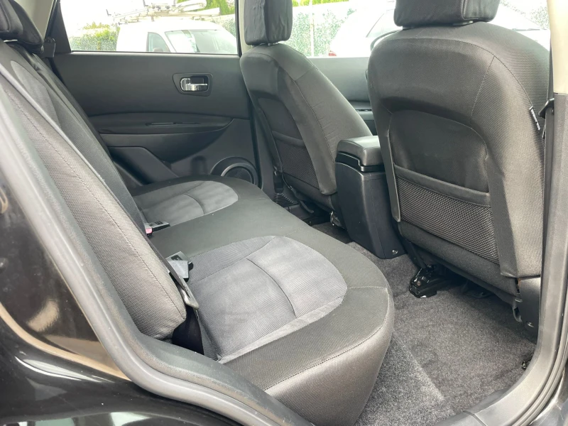 Nissan Qashqai /ИТАЛИЯ, снимка 13 - Автомобили и джипове - 52012043