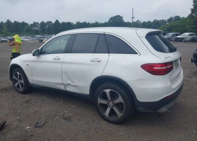 Mercedes-Benz GLC 300 4MATIC 4x4, снимка 3 - Автомобили и джипове - 48915990