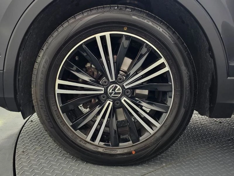 VW Tiguan 2.0 TDI 4-Motion Premium| 150к.с.| ВКЛ.ТЕХНОТЕСТ, снимка 5 - Автомобили и джипове - 55232060