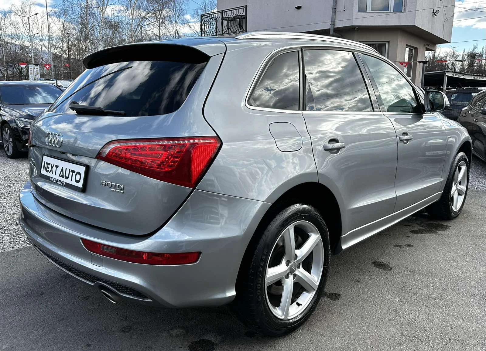 Audi Q5 3.0TDI 239HP S LINE BANG&OLUFSEN EU5A - изображение 5