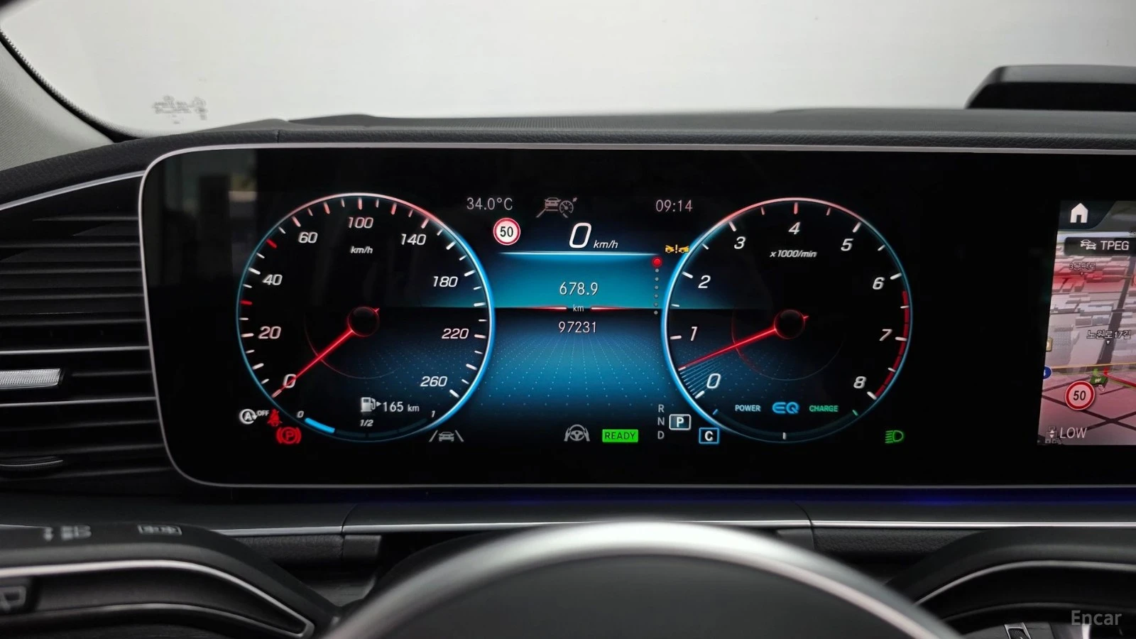 Mercedes-Benz GLE 450 4MATIC* HUD* 360* КОЖА* ОБДУХВ* ПАНО* НАВИ, снимка 7 - Автомобили и джипове - 55445791