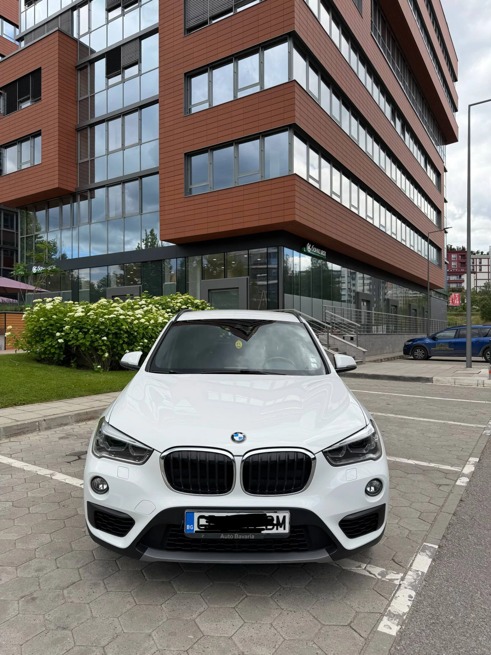 BMW X1 xDrive20d, снимка 2 - Автомобили и джипове - 56072971