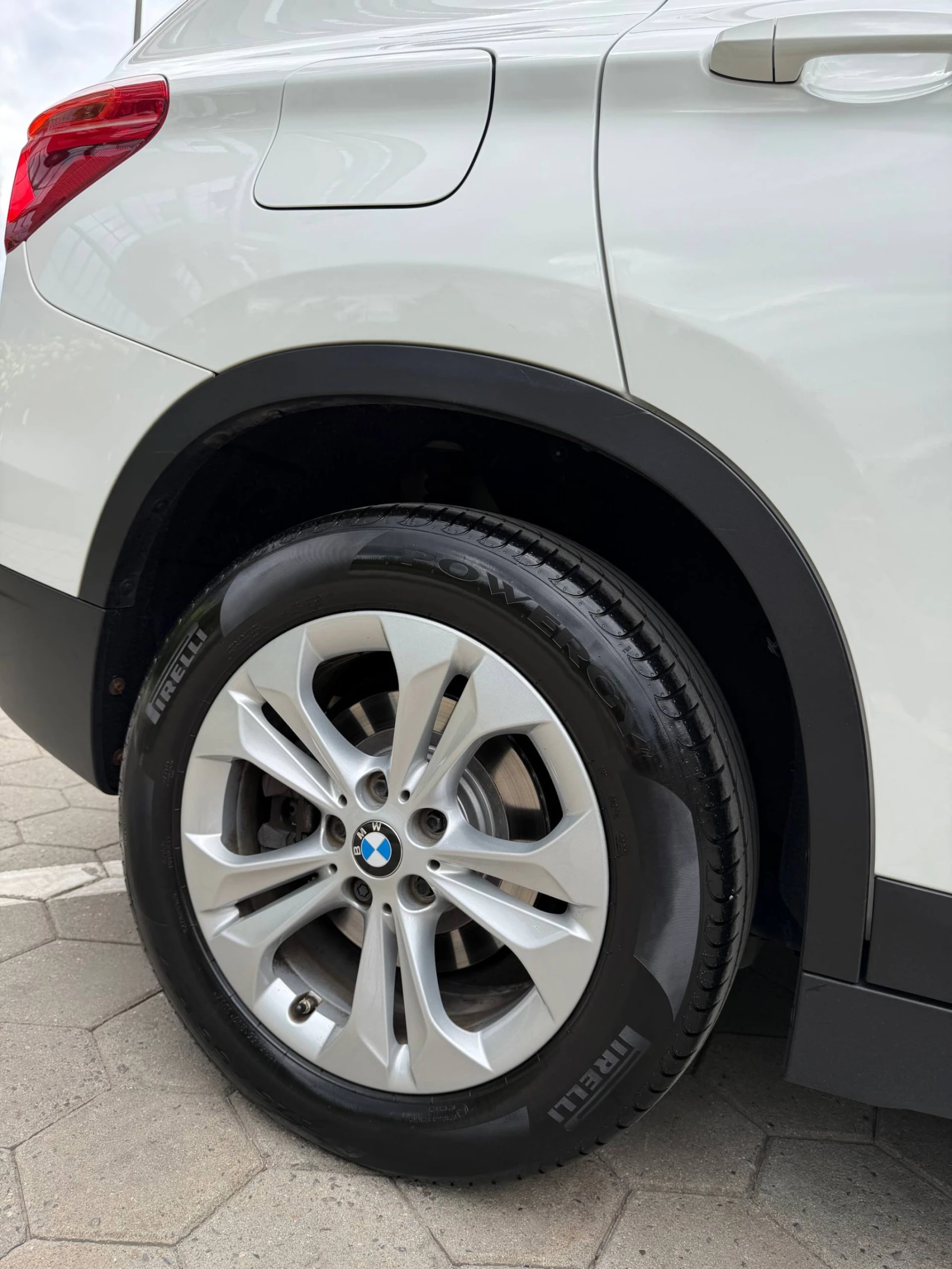 BMW X1 xDrive20d, снимка 8 - Автомобили и джипове - 56072971