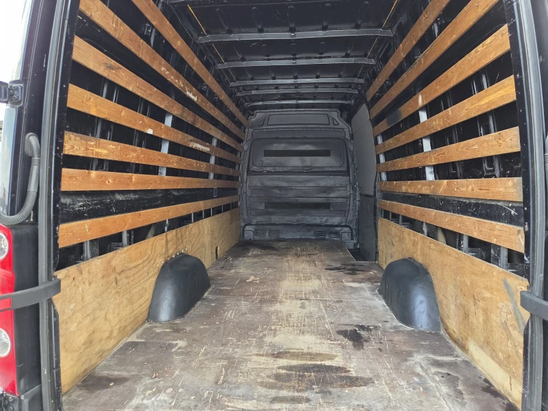 VW Crafter 2.0 TDI, Клима, Макси база, снимка 14 - Бусове и автобуси - 51183628