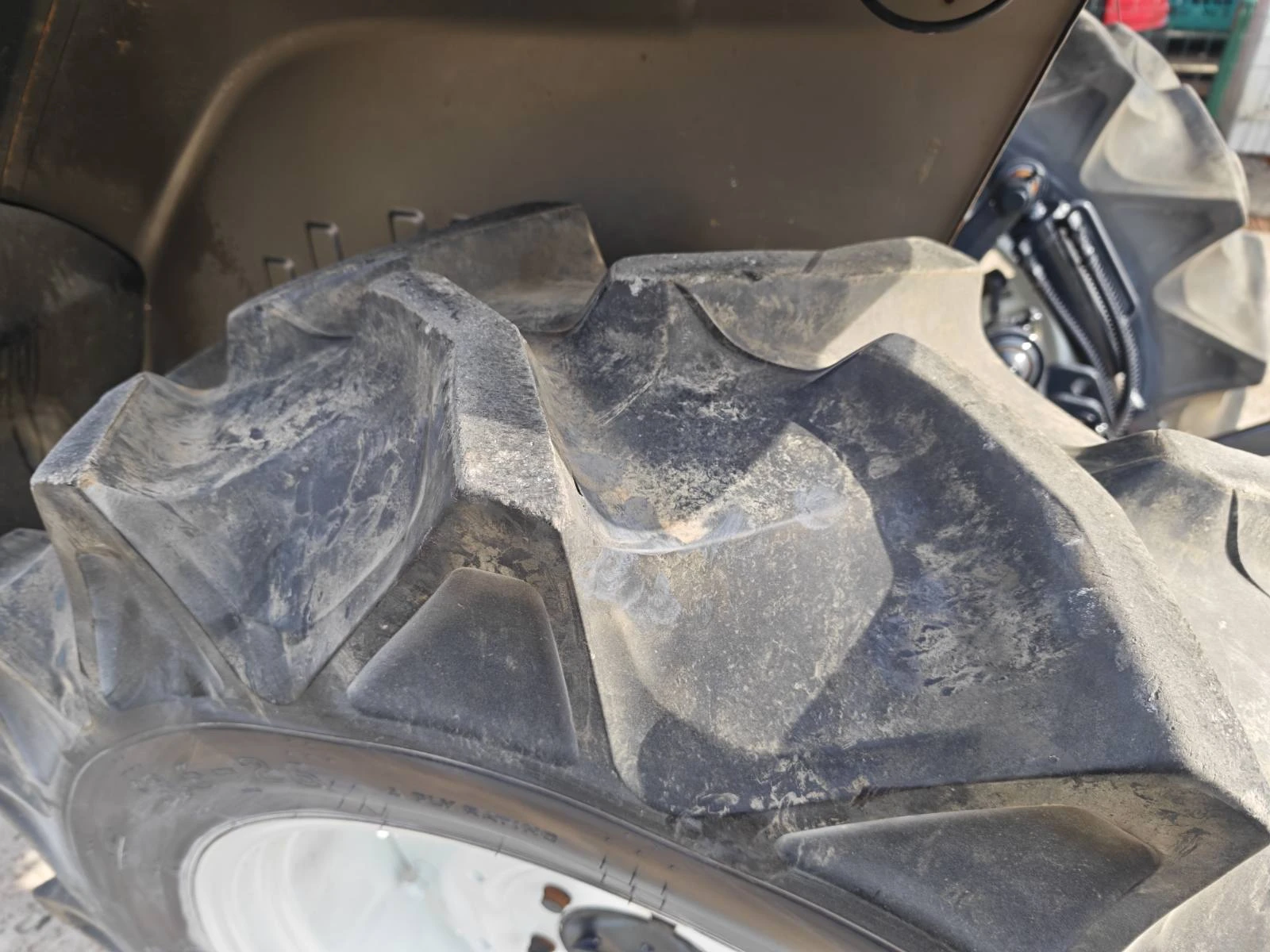 Трактор Kubota 37 к.с. климатик - изображение 5