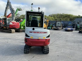 Багер Takeuchi TB230 лизинг с първоначална вноска 20 %, снимка 4