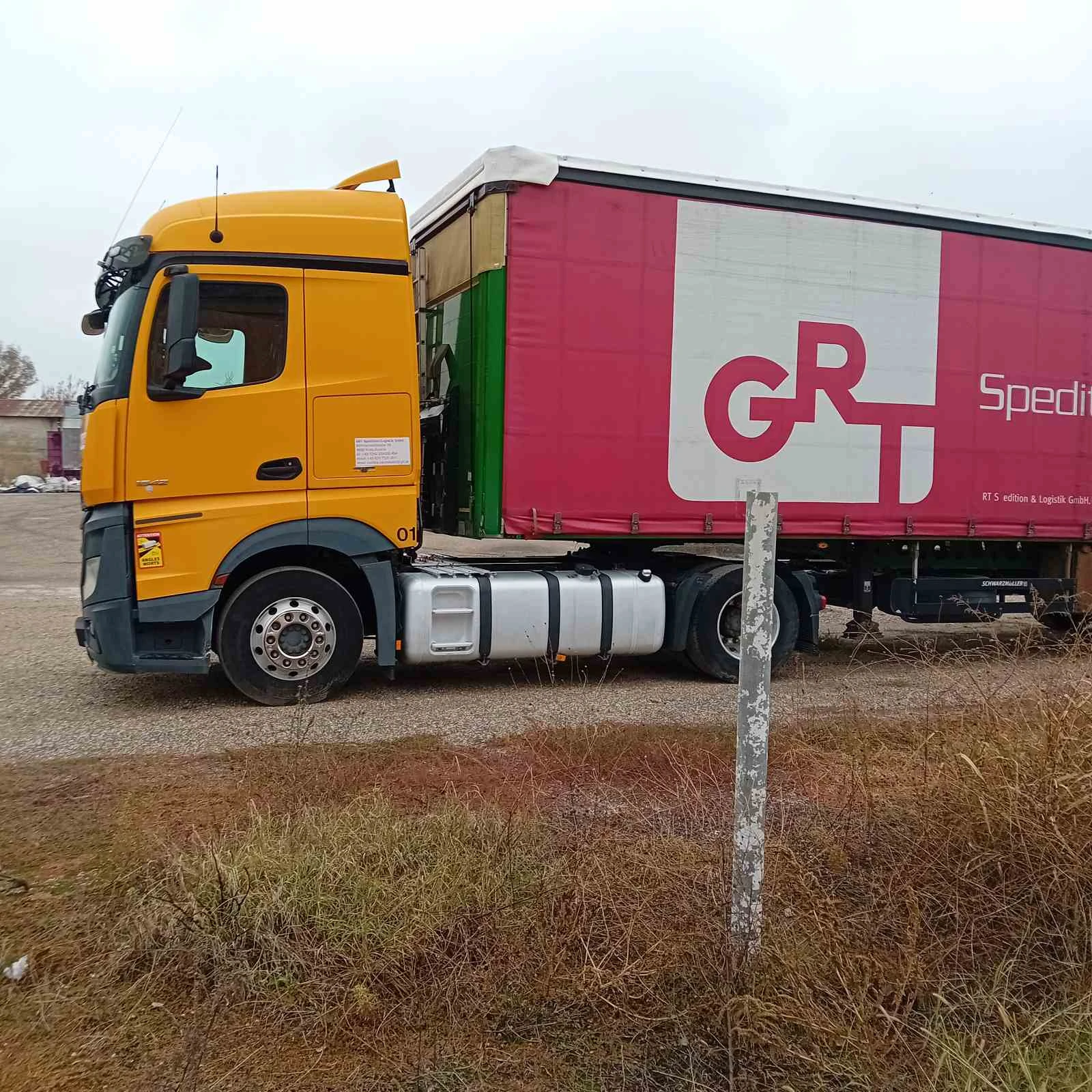  Schwarzmuller J  | Mobile.bg   2