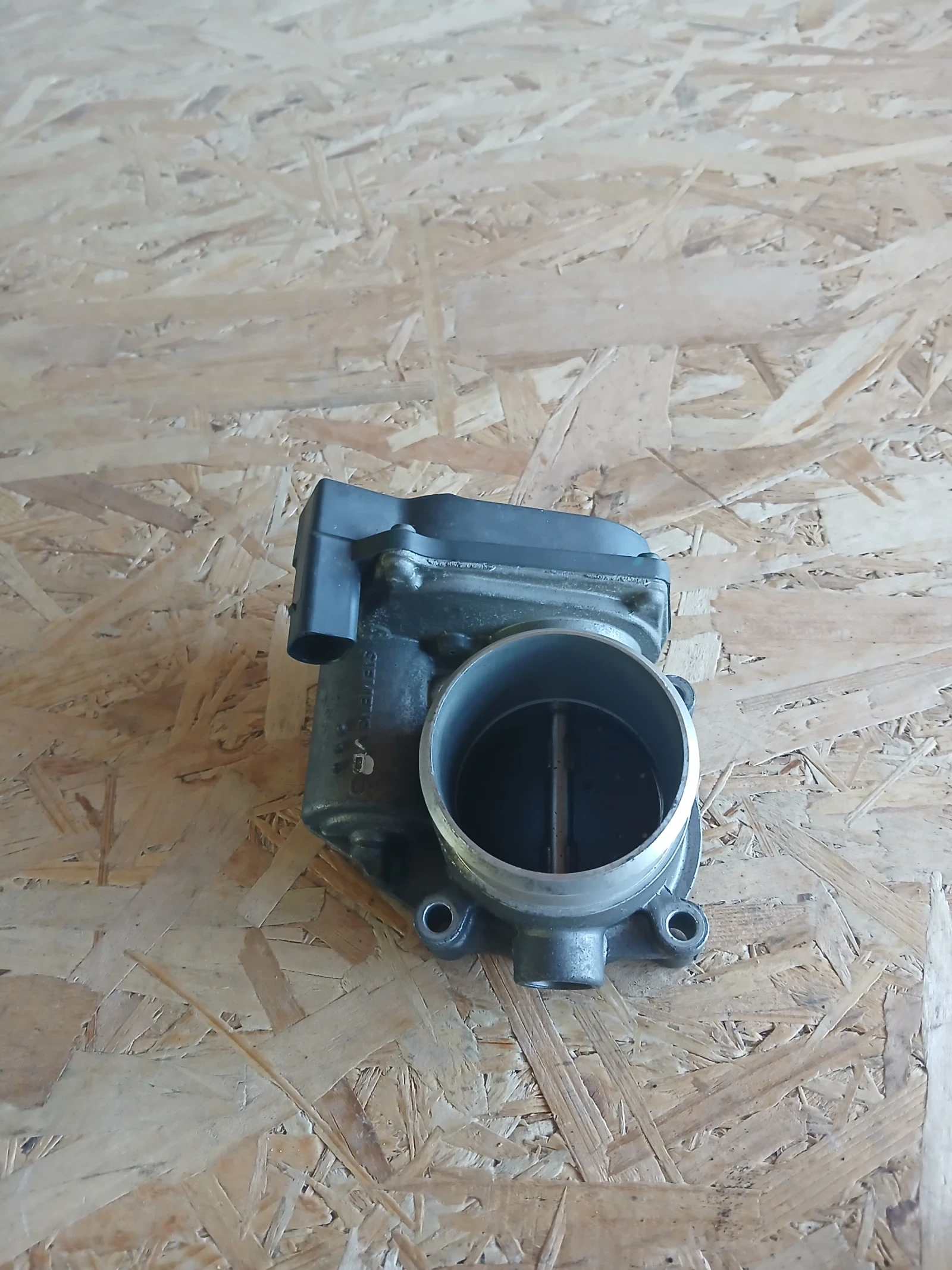 06F 133 062 G дросел клапа Audi A6 , снимка 3 - Части - 54923728