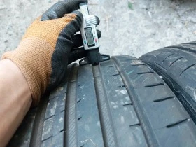 Гуми Летни 225/35R19, снимка 4