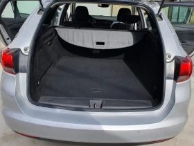 Opel Astra Sport Tourer, снимка 5