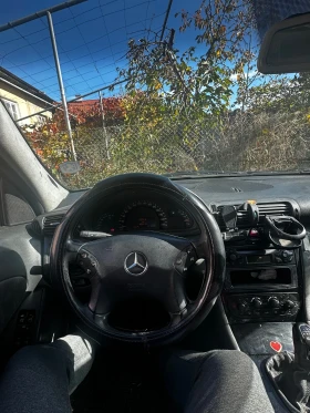 Обява за продажба на Mercedes-Benz C 180 ~2 000 лв. - изображение 10 | Auto.bg Обява за продажба на Mercedes-Benz C 180 ~2 000 лв. - изображение 10