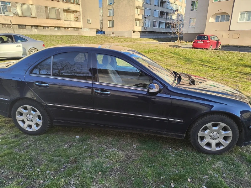 Mercedes-Benz C 220 2.2 CDI, снимка 4 - Автомобили и джипове - 48631695