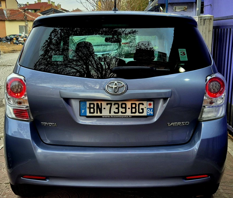 Toyota Verso 2.0d4d-НАВИ-veriga-6скорости-japan , снимка 6 - Автомобили и джипове - 48951447