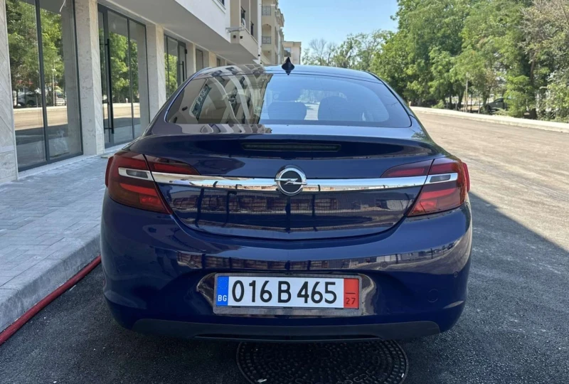 Opel Insignia 1, 6 CDTI NAVI , снимка 9 - Автомобили и джипове - 52275171