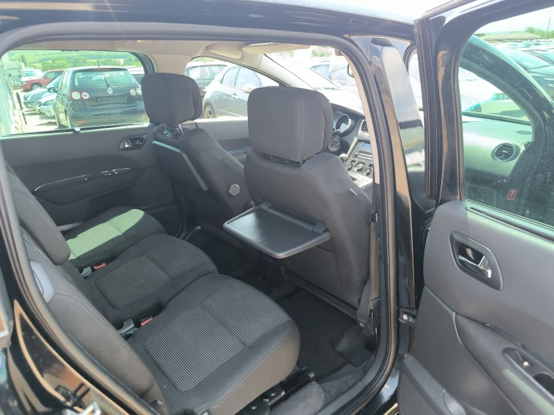 Peugeot 5008 1.6i, снимка 10 - Автомобили и джипове - 51042531